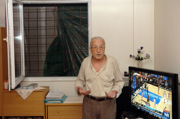 Један другом се уселили у стан